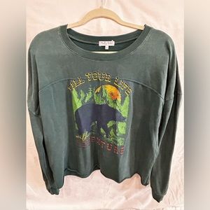 cropped sweatshirt, size large, green